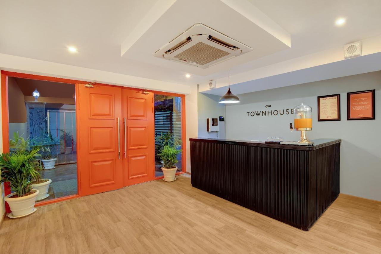 Townhouse Infinity Stays Gurgaon Dış mekan fotoğraf