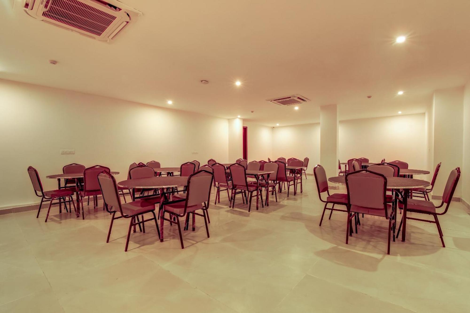 Townhouse Infinity Stays Gurgaon Dış mekan fotoğraf